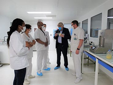 Installation du RO-4000 au Centre de Transfusion Sanguine des Armées (CTSA)